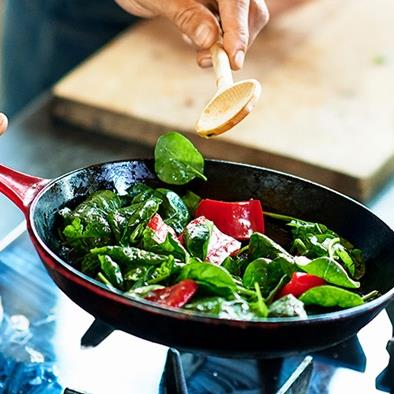 https://www.teflon.com/-/media/images/teflon/ts/person-sauteing-spinach-and-red-peppers-in-a-skillet-1-4-2-6-1-6.jpg?as=1&h=394&sc=0.8208333&w=592&rev=4059141fef904094b80afccb7f03a86a&hash=5A158B10182FAA33C15FFEAF9FBC61F8&c=1&cw=394&ch=394&ct=center